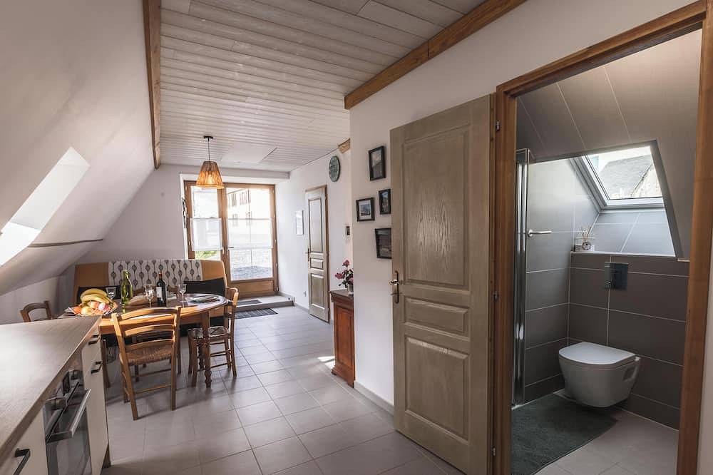 Ganze Wohnung, Air-conditioned apartment in stone barn in Aucun, Nationalpark Pyrenäen