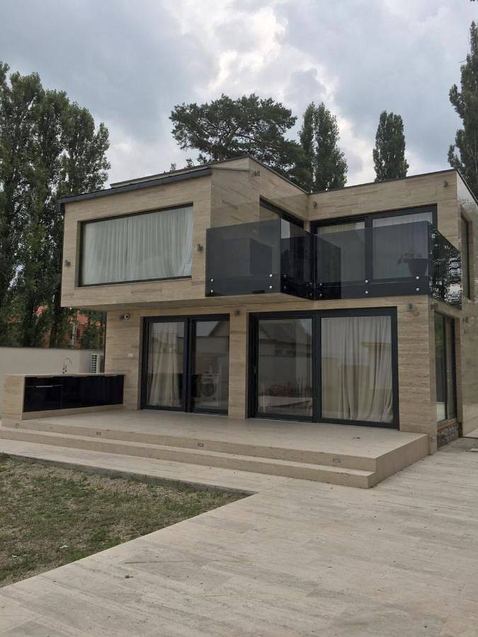 Deluxe Villa in Fonjod, Plattensee Südufer