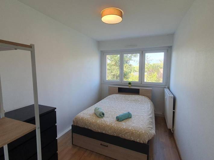Gîte pour 6 personnes, avec balcon et vue à Saint-Genis-Pouilly - 4