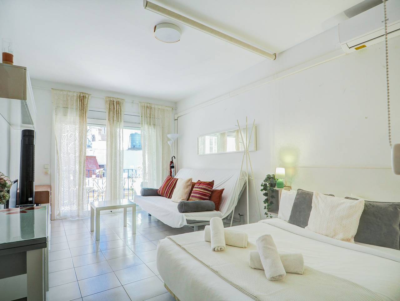 Hel lejlighed, Ferdinand Studio by Hello Homes Sitges in Sitges, Garraf