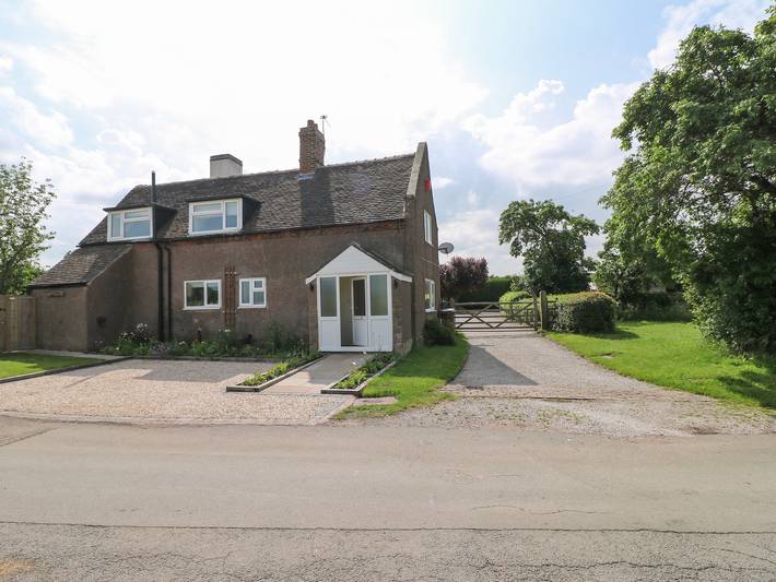 Tolldish Cottage in Stafford, Staffordshire