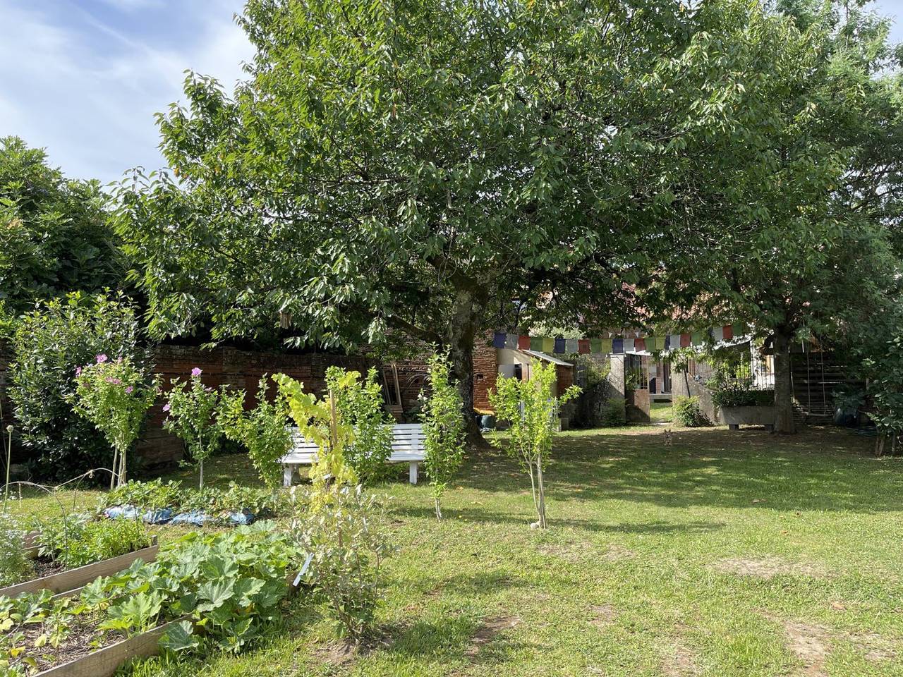 Maison d’hôtes Léontine, canal des 2 mers à vélo - Chambre La Vintage in Lamagistère, Tarn-et-Garonne