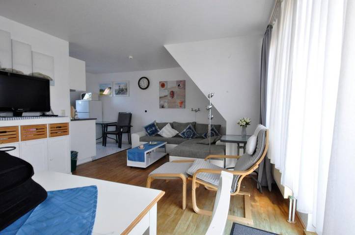 Ferienwohnung für 4 Personen, mit Balkon in Harlesiel - 2