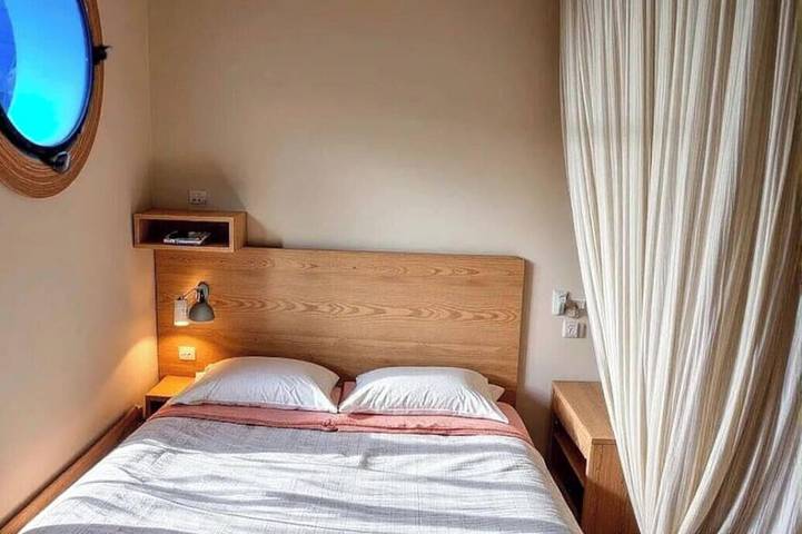 Péniche pour 8 personnes, avec sauna dans les Hauts-de-Seine - 2