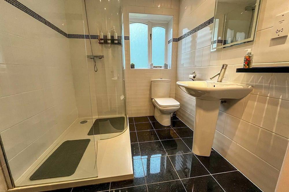 2 Bedroom Guesthouse in Shrewsbury in Shrewsbury, Shropshire