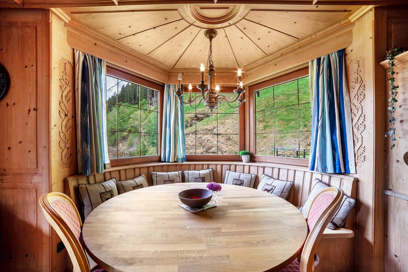 Ganze Wohnung, Ferienwohnung 'Oacherhof - Plattner' mit Balkon & Wlan in Stubaier Alpen, St. Leonhard in Passeier