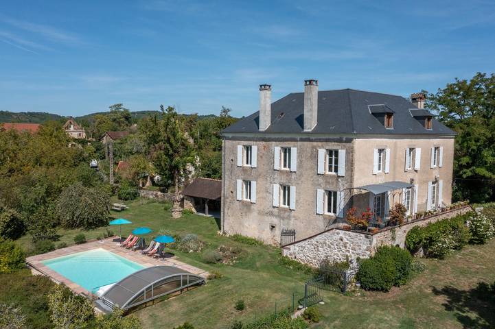 Location de vacances pour 12 personnes à Bilhac