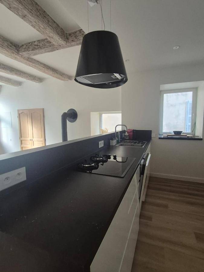 Gîte pour 2 personnes, avec jardin et vue à L'Abergement-de-Varey - 4