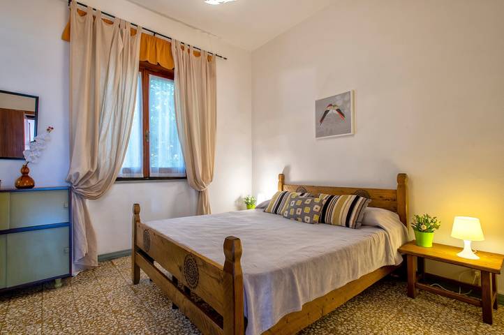 Location de vacances pour 8 personnes, avec Jardin à Isola Rossa - 2