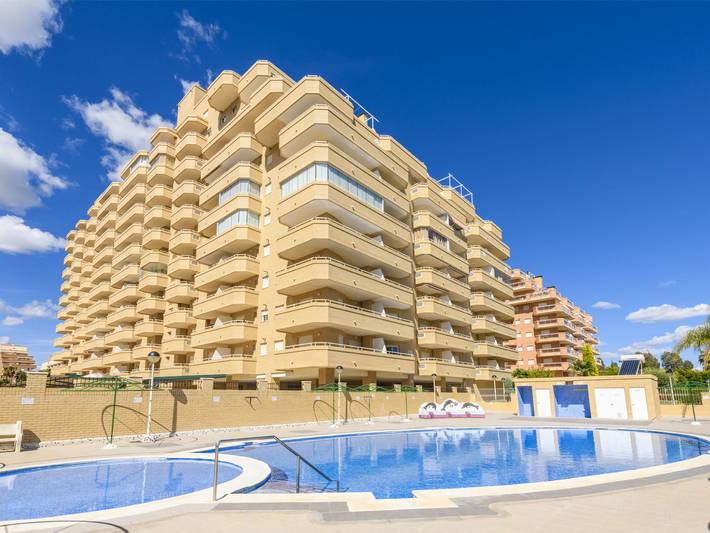 Apartamento para 4 personas, con Terraza además de Jardín y Piscina para niños en Marina d'Or