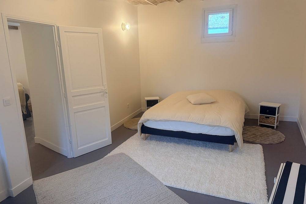 Entire apartment, Cosy apartment near the forest in Noisy-sur-École, Seine-et-Marne