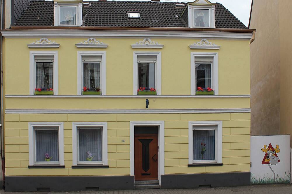 Ganze Wohnung, Duisburg -Tor zum Niederrhein und Ruhrgebiet- in Meiderich/Beeck, Duisburg