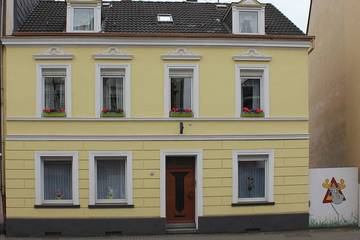 Ferienwohnung für 3 Personen, mit Terrasse und Garten in Duisburg
