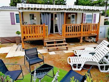 Mobil home pour 8 personnes, avec terrasse et piscine à La Tremblade