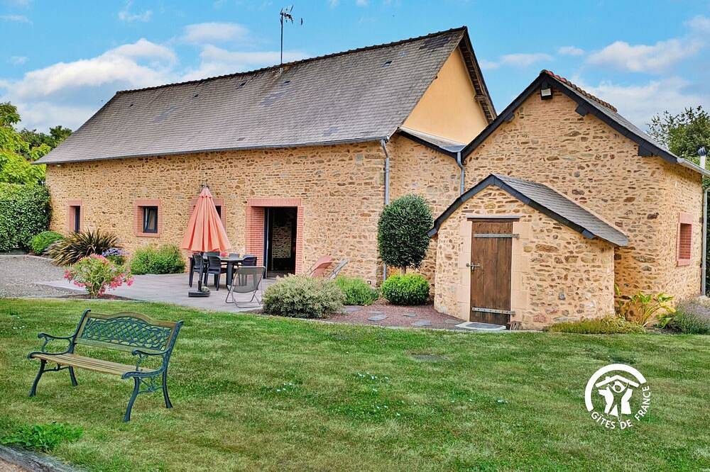 Ferienhaus Natur & Komfort, 6 Pers., Barrierefrei, Garten, Spiele im Freien in Cossé-le-Vivien, Mayenne