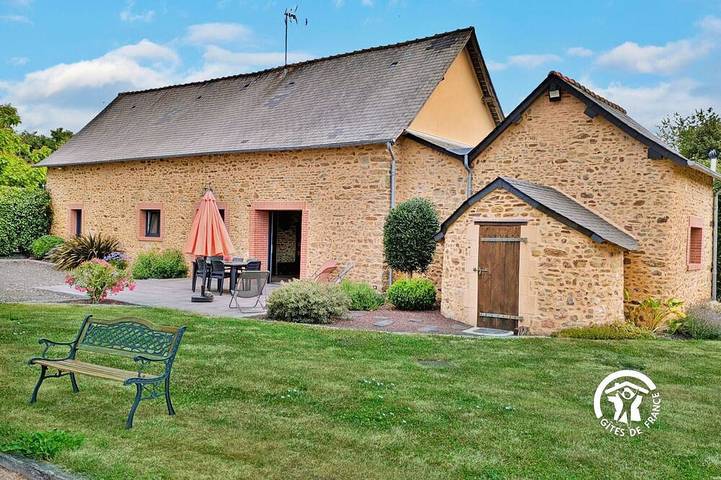 Gîte pour 6 personnes, avec jardin