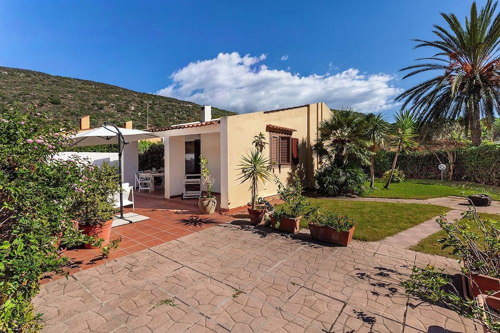 2B Villa, Sardinia in Geremeas beach just minutes from home in Geremeas, Maracalagonis