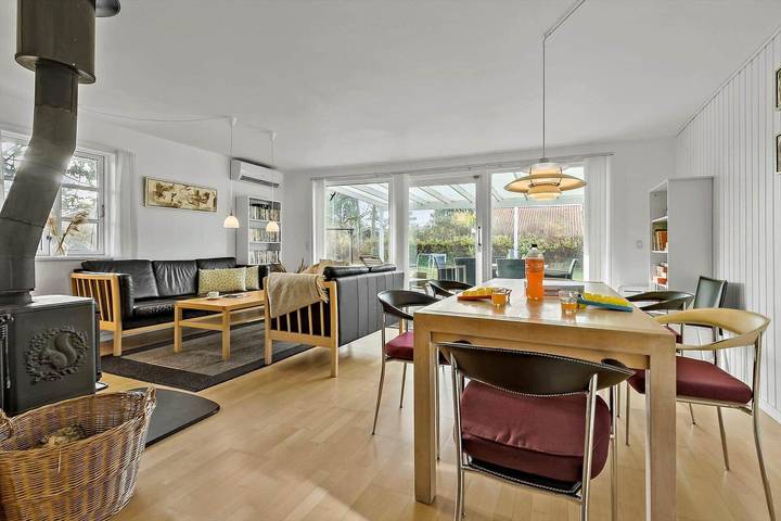 Ferienhaus für 6 Personen, mit Terrasse und Sauna sowie Whirlpool und Garten, kinderfreundlich in St. Sjørup - 2