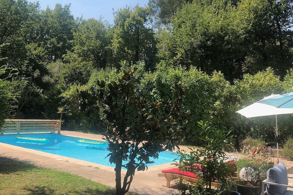 Villa de charme avec piscine et beau jardin . Promotion en juillet ! in Montauroux, Côte méditerranéenne (France)
