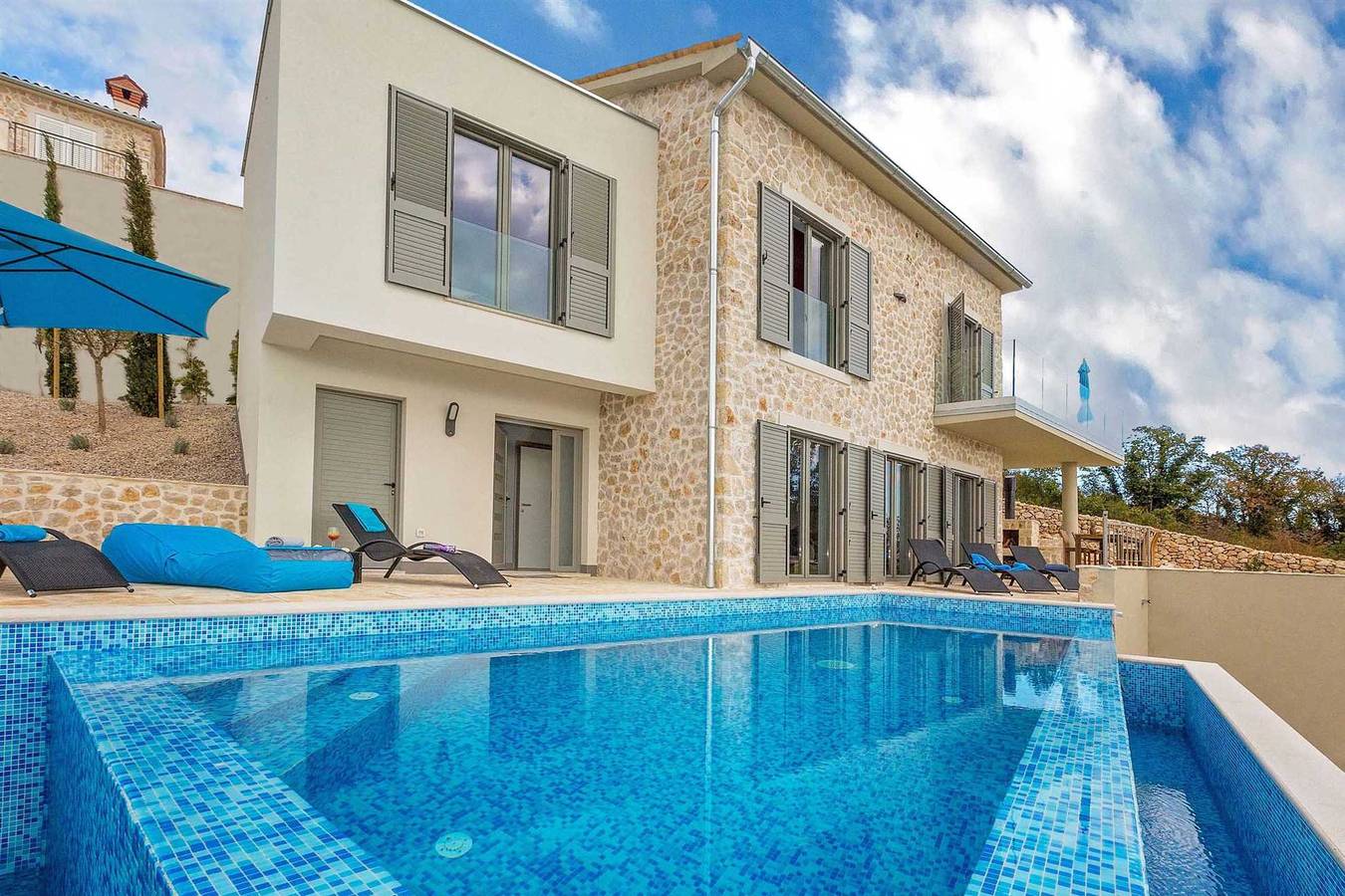 Villa Soleil in ruhiger Lage mit Meerblick in Rabac, Ostküste Istrien
