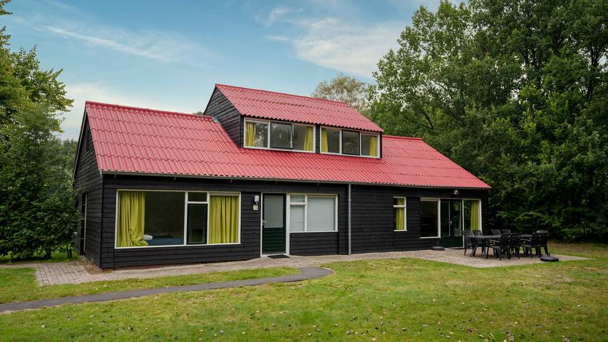 Ferienhaus für 12 Personen, mit Balkon/Terrasse und Terrasse in Drenthe