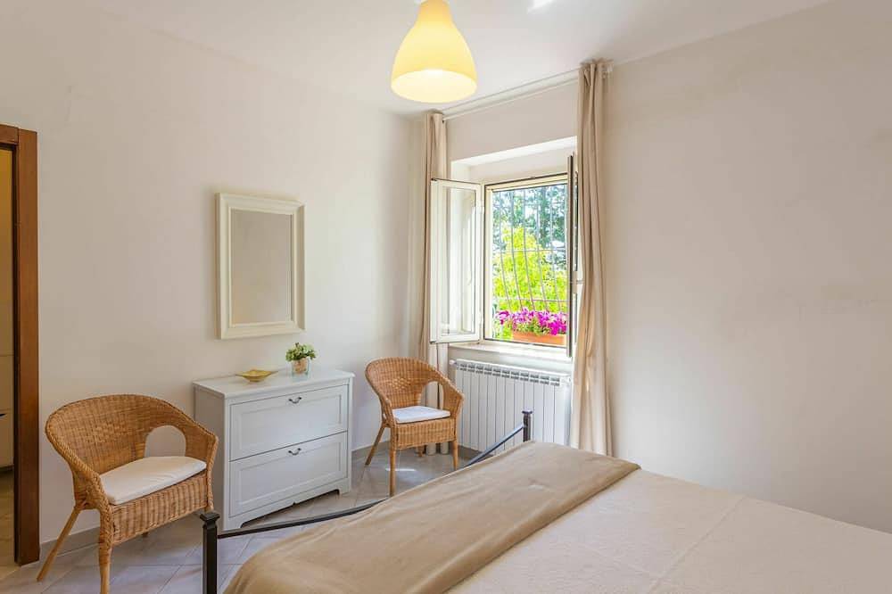 Beautiful private villa for 9 people with Wifi, private pool, Tv, terrace, pets allowed and park... in Campobasso Province