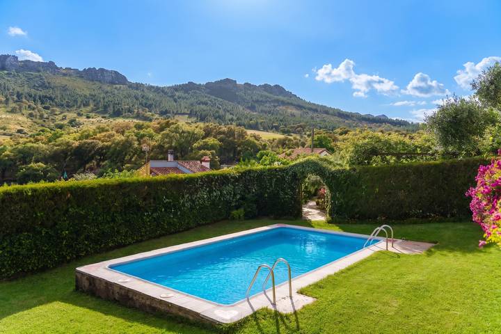 Estudio entero, Estudio acogedor en Valencia de Alcántara 25 m² jardín encantador in Valencia de Alcántara, Provincia de Cáceres
