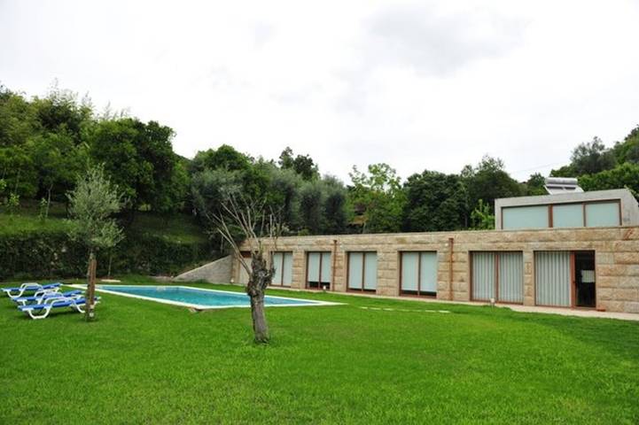 Casa rural para 8 personas, con Balcón/Terraza y Piscina en Mosteiro - 2