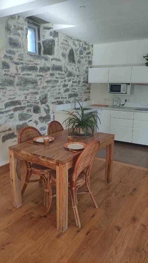 Gîte pour 3 personnes, avec jardin et vue, animaux acceptés à Saint-Pée-sur-Nivelle - 3