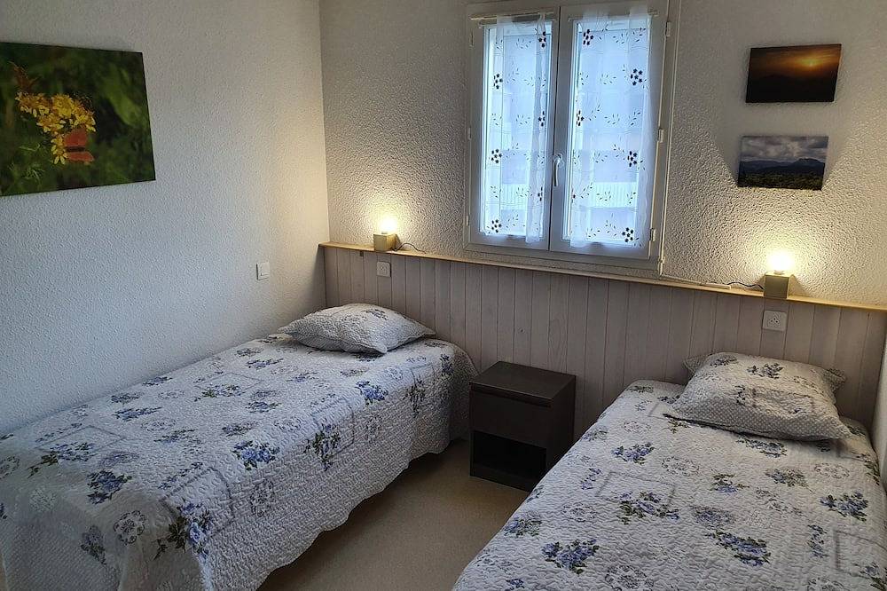 Appartement entier, Hautes Pyrénées. Appartement lumineux et calme au cœur d'Argeles Gazost in Argelès-Gazost, Pyrénées