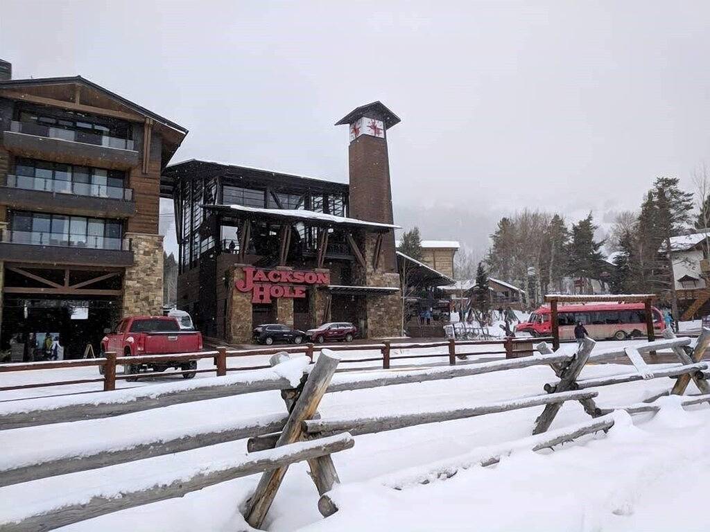Ganze Wohnung, Schöne Mountain Condo in toller Lage. 5 Meilen nach Jhmr und 8 nach Jackson! in Moose Wilson Road, Grand Teton Nationalpark