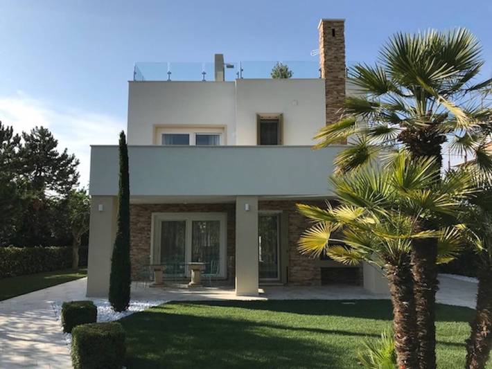Villa für 9 Personen, mit Garten und Whirlpool sowie Balkon in Venetien - 2