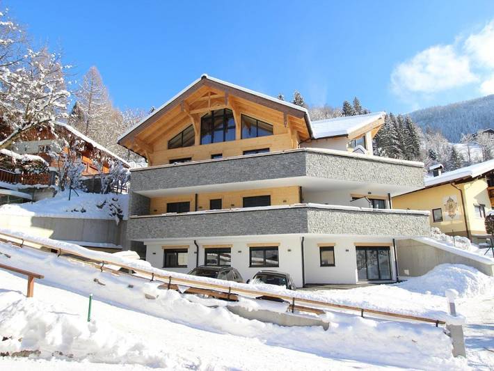 Chalet für 4 Personen, mit Balkon und Terrasse sowie Sauna in Alpendorf
