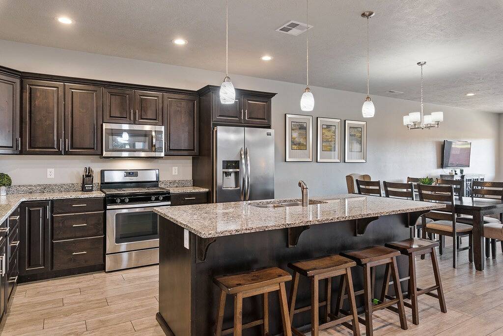 Abenteuer erwartet # 81 - Wunderschöne 4 Bd / 6 Bäder / 12/4 Master Suiten in Santa Clara (UT), Zion Nationalpark