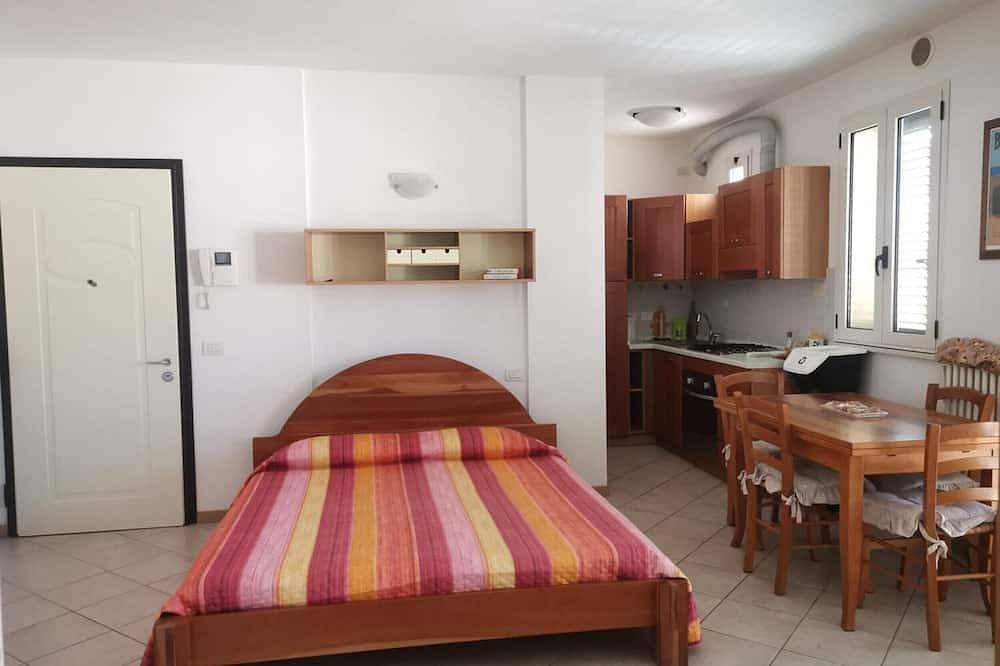 Ganze Wohnung, Apartment 'Marechiaro' mit Balkon, Wlan und Klimaanlage in Viserba, Rimini