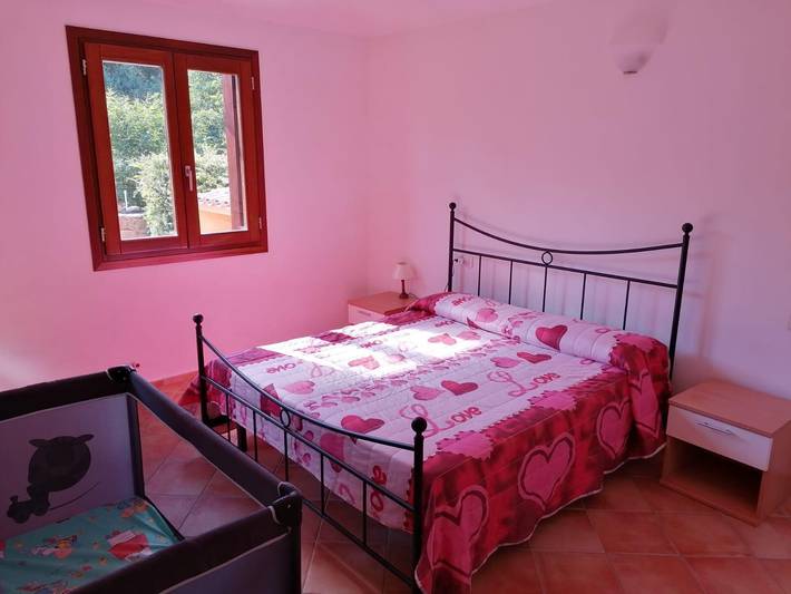Entire apartment, Apartment 'Lu Sulianu- T2' with Private Terrace, Private Garden and Air Conditioning in Porto Ottiolu, Budoni