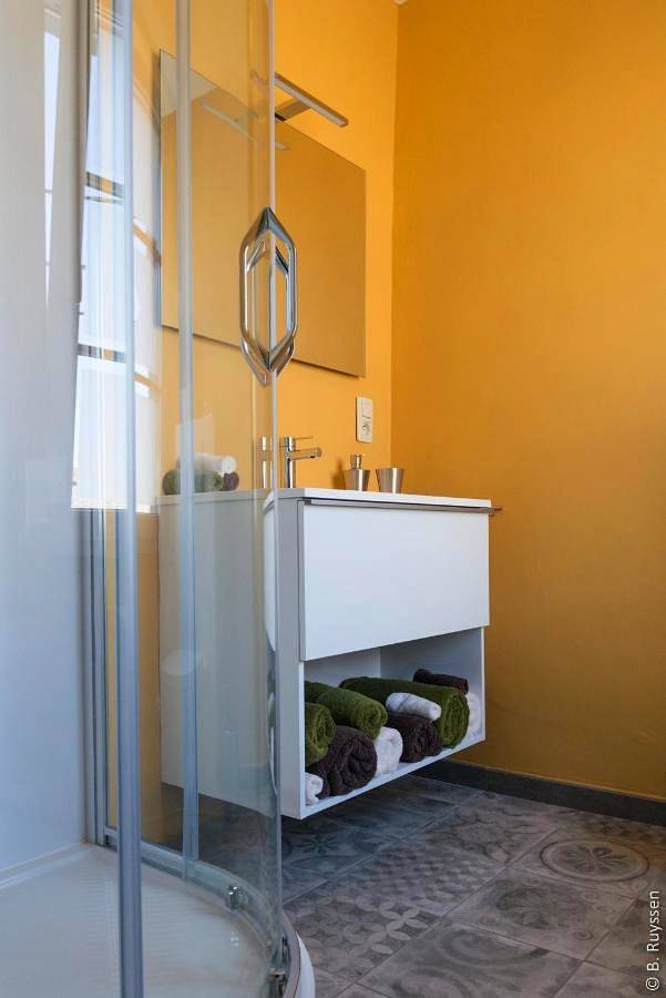 Double or Twin Room with Private Bathroom in Florennes, Région de Namur