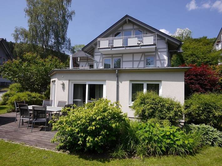 Ferienhaus für 4 Personen, mit Sauna und Garten sowie Whirlpool in Willingen