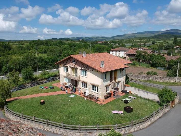 Casa rural para 20 personas, con jardín y vistas en Álava - 2