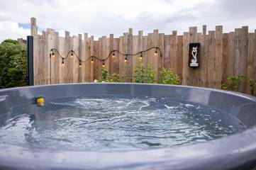 Location de vacances pour 2 personnes, avec jardin et vue à Saint-Paul-Lizonne