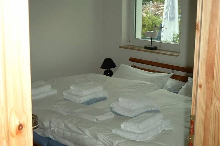 Ganze Wohnung, Aalhaus Wustrow Wohnung zum Hof  900m zum Strand in Wustrow, Fischland