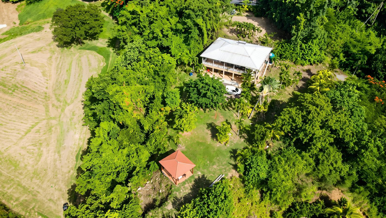 Appartement entier, Appartement cosy au bord de la mer, 30 m², 2 pers. in Rivière-Pilote, Martinique