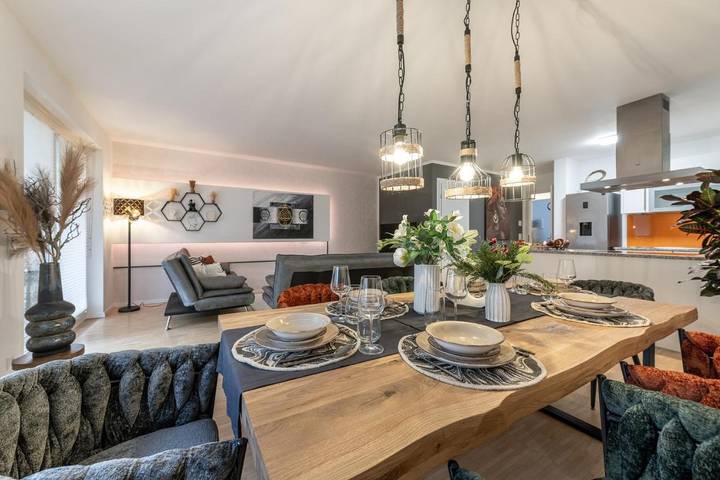 Ferienwohnung für 6 Personen, mit Terrasse und Garten
