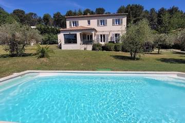 Villa pour 8 personnes, avec jardin à Bouc-Bel-Air