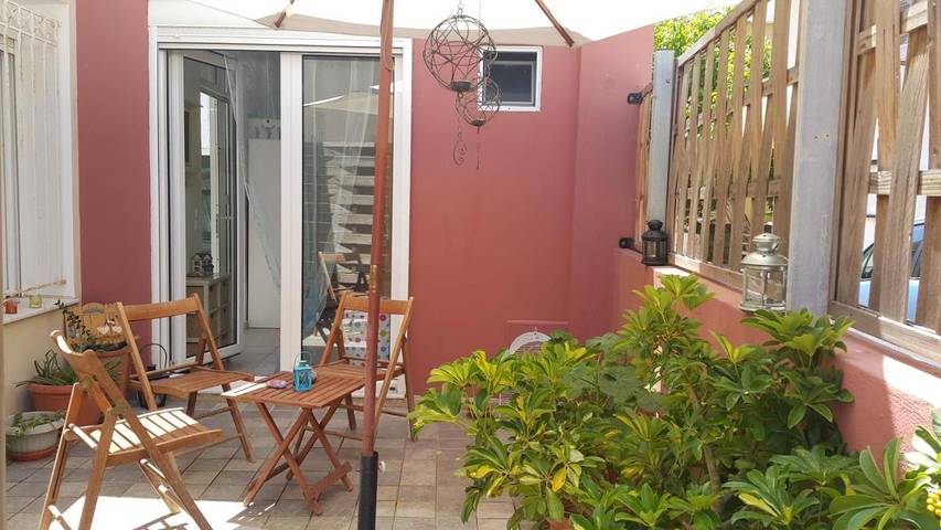 Vakantieappartement voor 2 personen, met terras en tuin in Rhodos Stad