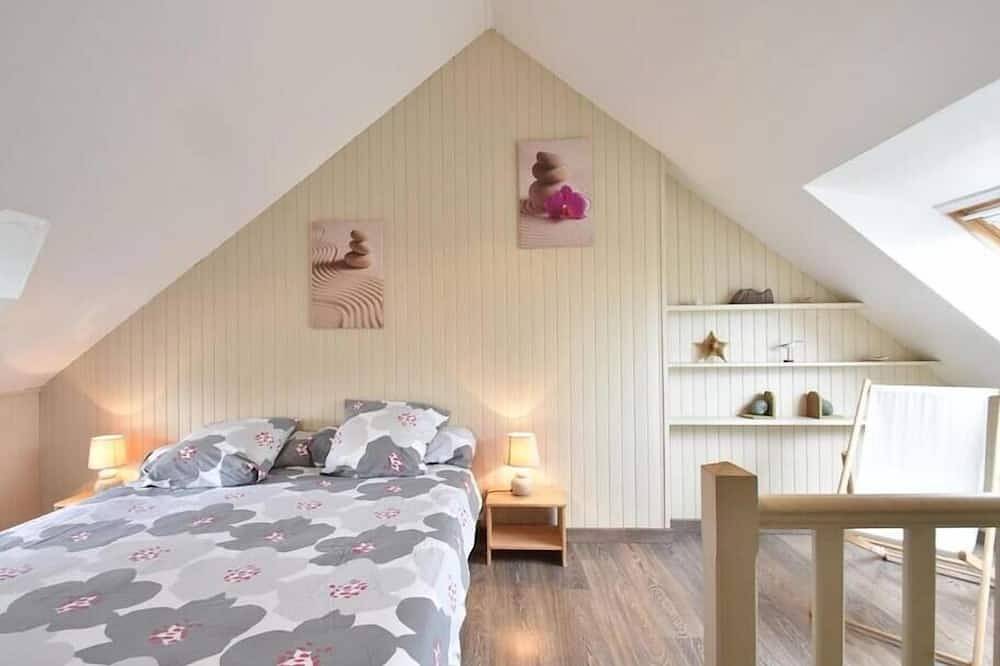 Bateau Lavoir - Ferme des Herils in Port-en-Bessin-Huppain, Bayeux region