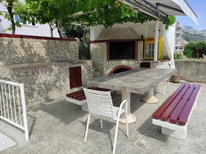 Maison d’hôte pour 8 personnes, avec jardin à Makarska