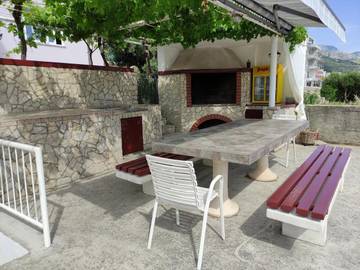 Maison d’hôte pour 3 personnes, avec jardin à Makarska