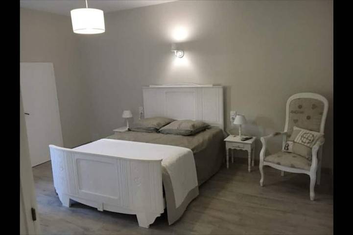 Location de vacances pour 8 personnes, avec jardin ainsi que terrasse et jacuzzi à Mauléon - 3