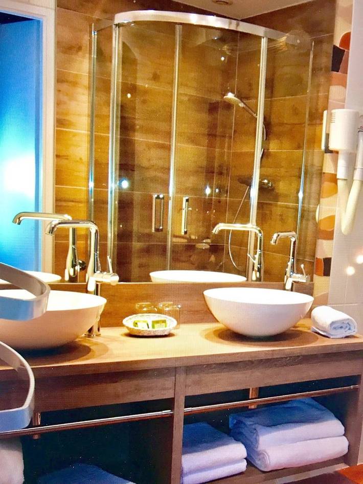 Hôtel pour 2 personnes, avec piscine ainsi que jacuzzi et jardin à Les Planches-près-Arbois - 3